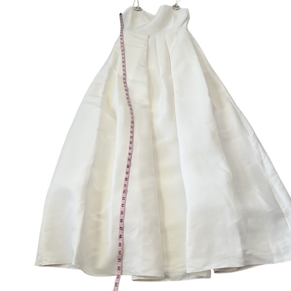 SOLD - NWT Sachin & Babi Ivory Gwen Gown #S221B53-103 Size 2 Reg. $895 - Picture 12 of 12